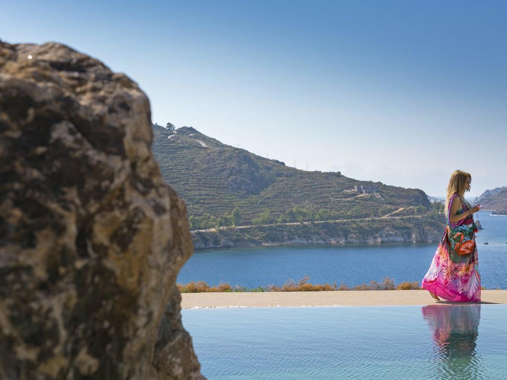 Eirini Luxury Hotel Villas Grikos Bay  المظهر الخارجي الصورة