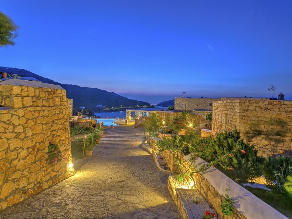 Eirini Luxury Hotel Villas Grikos Bay  المظهر الخارجي الصورة